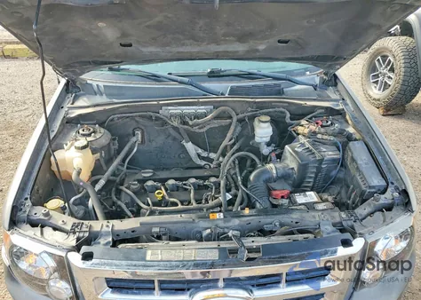 2011 Ford Escape Limited z USA, uszkodzony, nr VIN 1FMCU0E73BKB04119